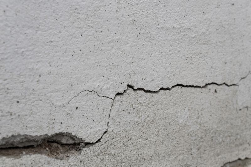 Structural Crack Repair in Sarasota, FL